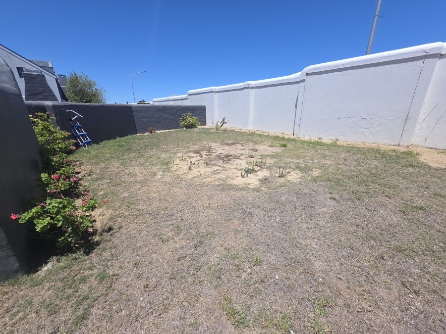 2 Bedroom Property for Sale in Bredasdorp Western Cape